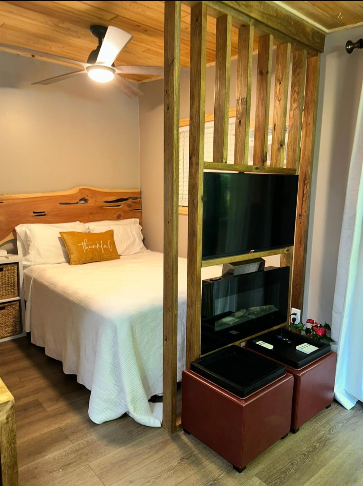 Sweet Tiny Cabin Тампа Екстер'єр фото
